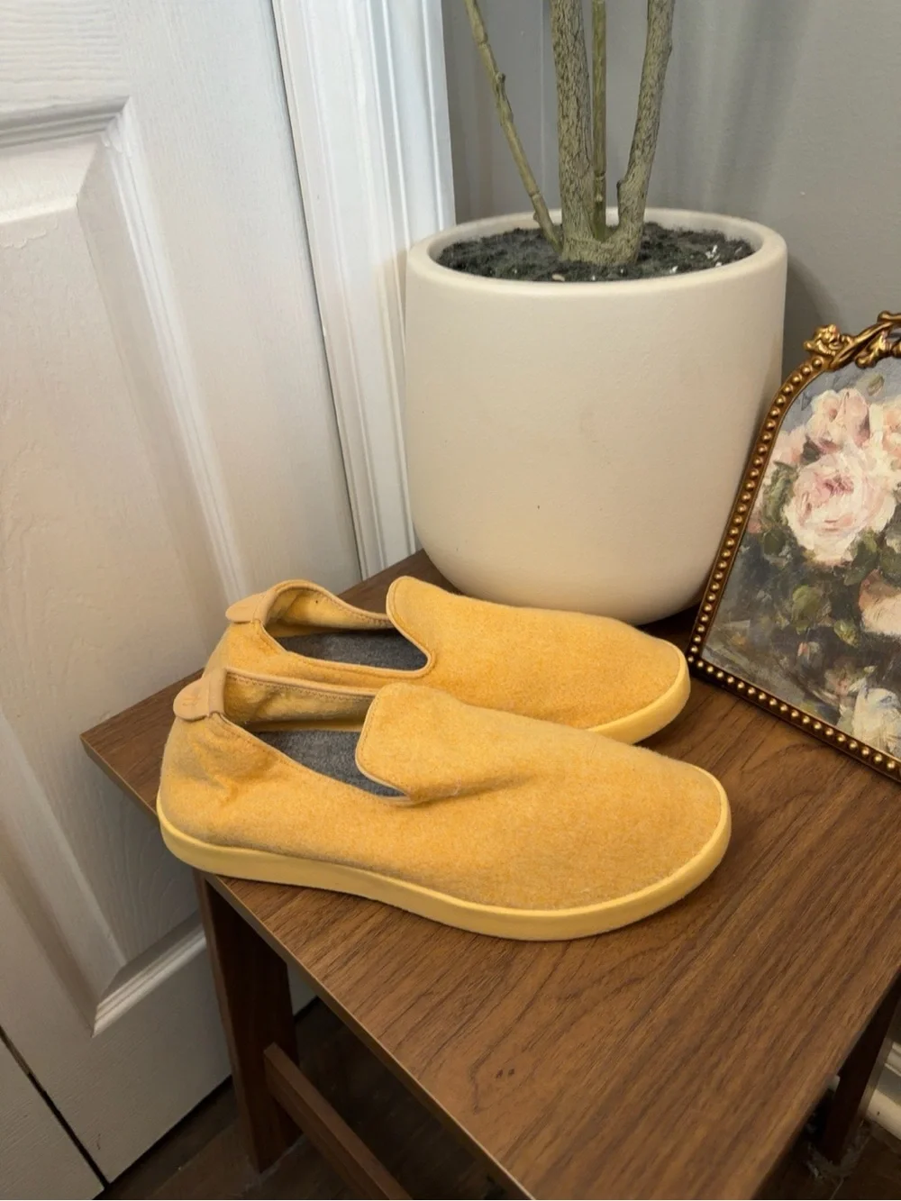 Allbirds Wool Loungers Women’s 9 Mustard Yellow Merino Wool Slip On Shoes